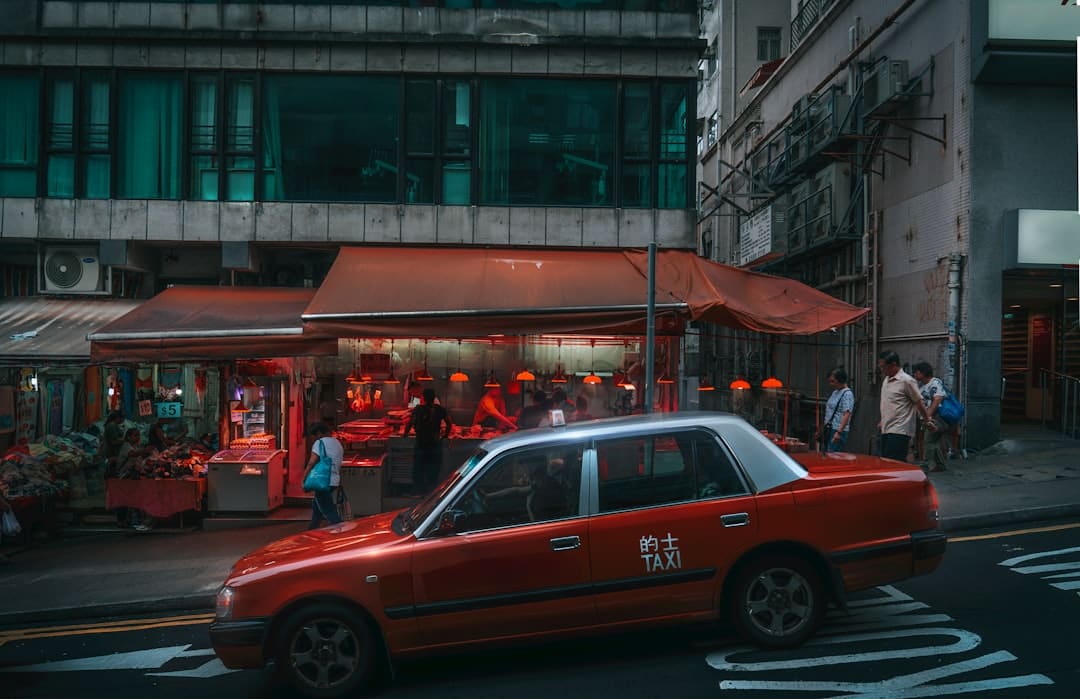 金价高位回调还能买吗？